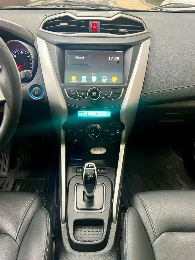 2018 BYD Yuan BEV 43.2KWH,autocango,china used car exporter,china ev exporter,chinese used car exporter,chinese used ev exporter