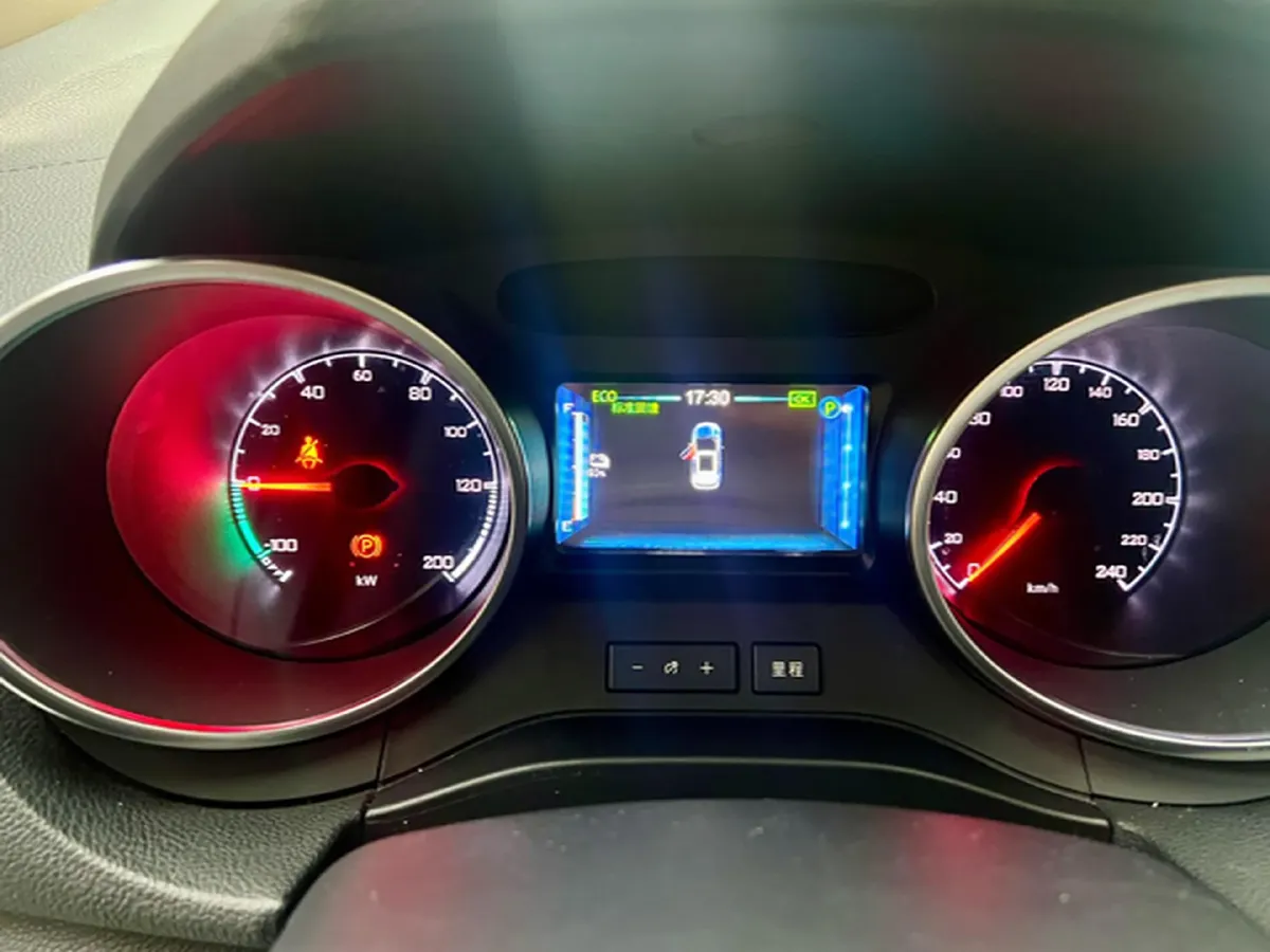 2018 BYD Yuan BEV 43.2KWH,autocango,china used car exporter,china ev exporter,chinese used car exporter,chinese used ev exporter