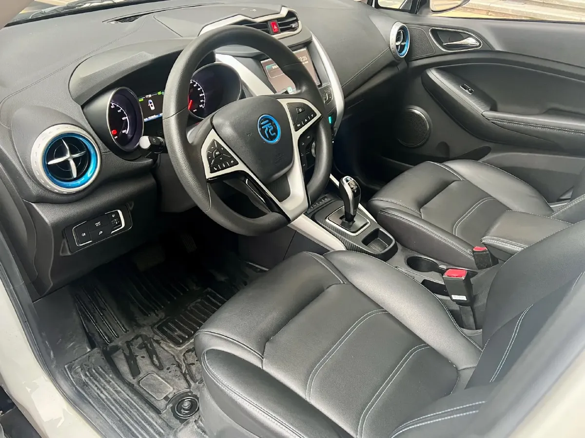 2018 BYD Yuan BEV 43.2KWH,autocango,china used car exporter,china ev exporter,chinese used car exporter,chinese used ev exporter