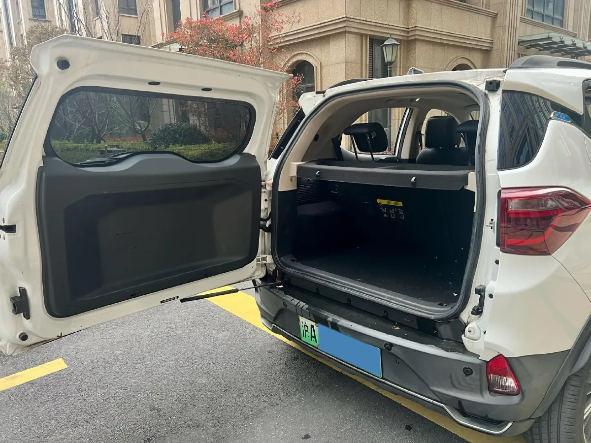 2018 BYD Yuan BEV 43.2KWH,autocango,china used car exporter,china ev exporter,chinese used car exporter,chinese used ev exporter