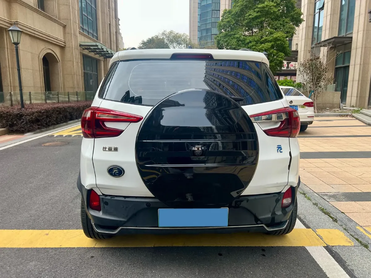 2018 BYD Yuan BEV 43.2KWH,autocango,china used car exporter,china ev exporter,chinese used car exporter,chinese used ev exporter