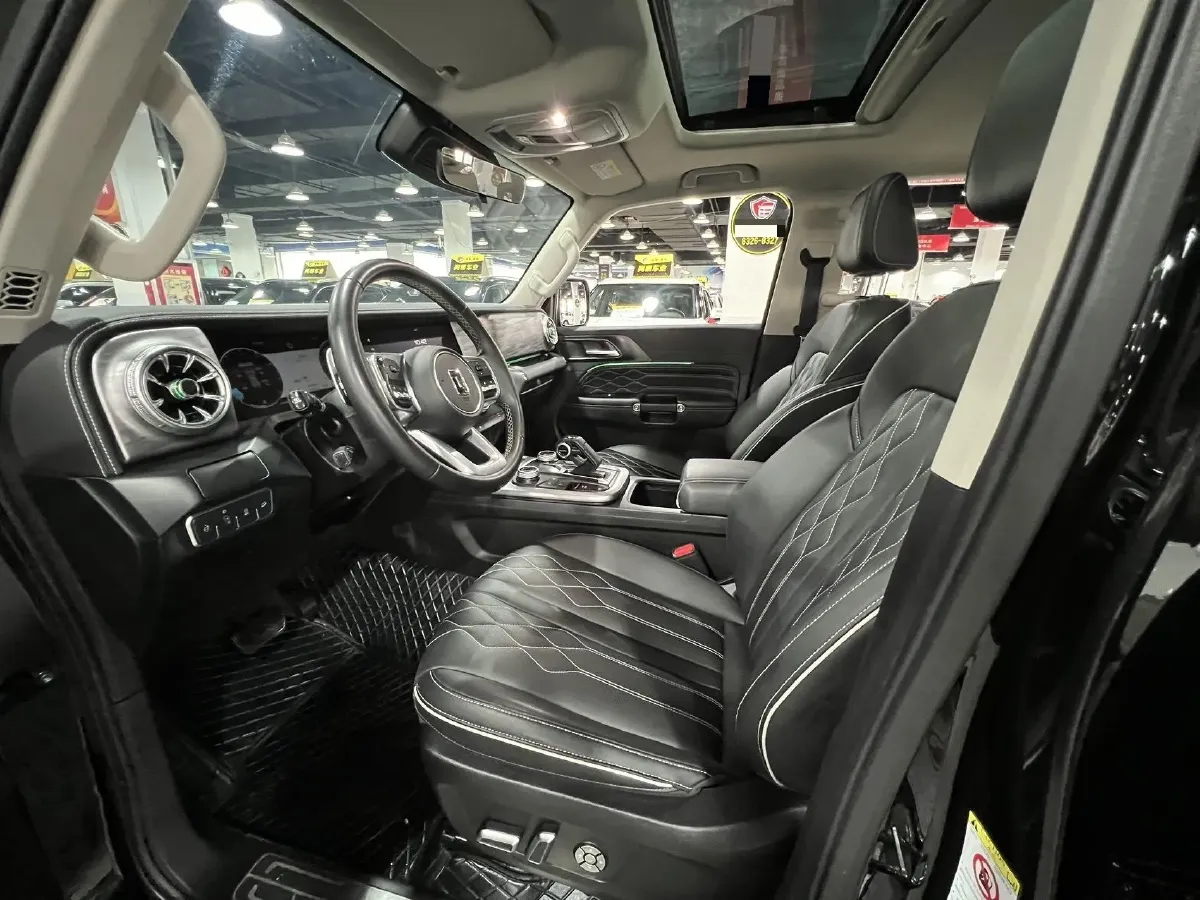 2024 Tank 300 2.0T 227HP L4 8AT,autocango,china used car exporter,china ev exporter,chinese used car exporter,chinese used ev exporter