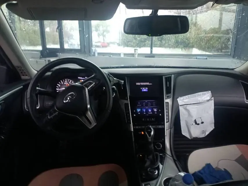 2018 Jeep Grand Commander 2.0T 265HP L4 9AT,autocango,china used car exporter,china ev exporter,chinese used car exporter,chinese used ev exporter