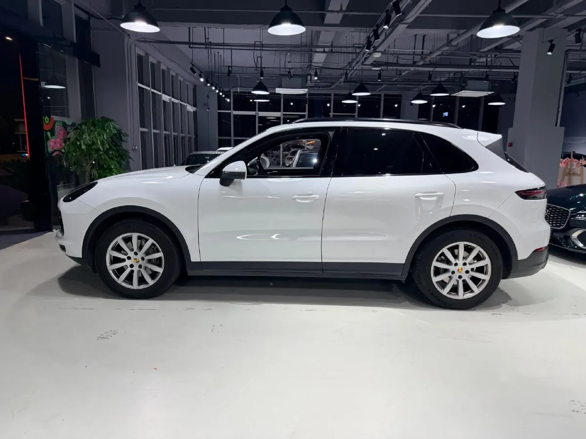 2019 Porsche Cayenne 3.0T 340HP V6 8AT,autocango,china used car exporter,china ev exporter,chinese used car exporter,chinese used ev exporter