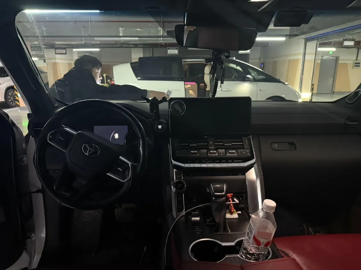 2021 LUMMA CLR V 2.0T 261HP L4 9AT,autocango,china used car exporter,china ev exporter,chinese used car exporter,chinese used ev exporter