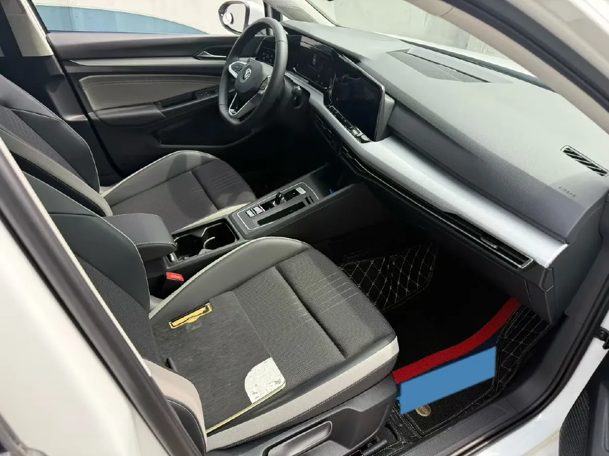 2024 Volkswagen Golf 1.4T 150HP L4 7DCT,autocango,china used car exporter,china ev exporter,chinese used car exporter,chinese used ev exporter
