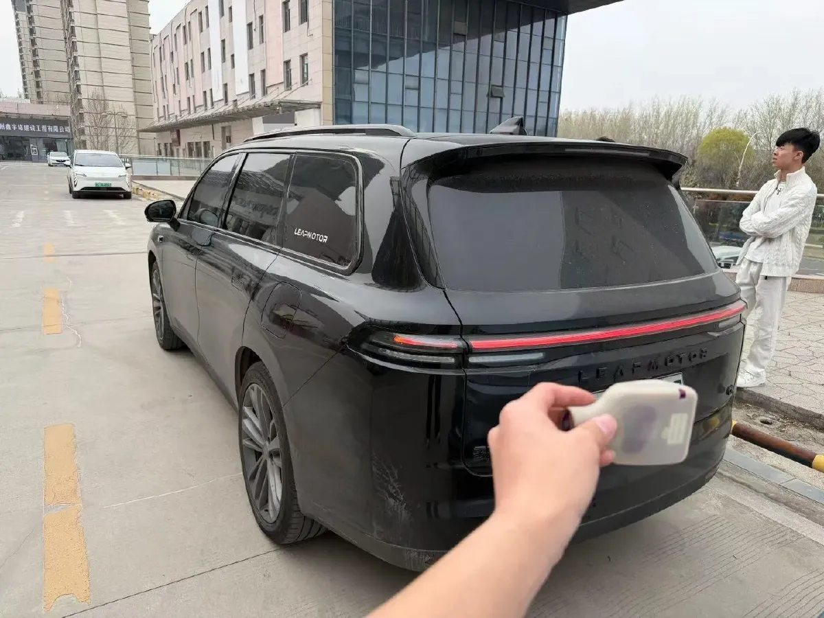 2024 Leapmotor C16 1.5L 95HP L4 REEV 28.4KWH,autocango,china used car exporter,china ev exporter,chinese used car exporter,chinese used ev exporter