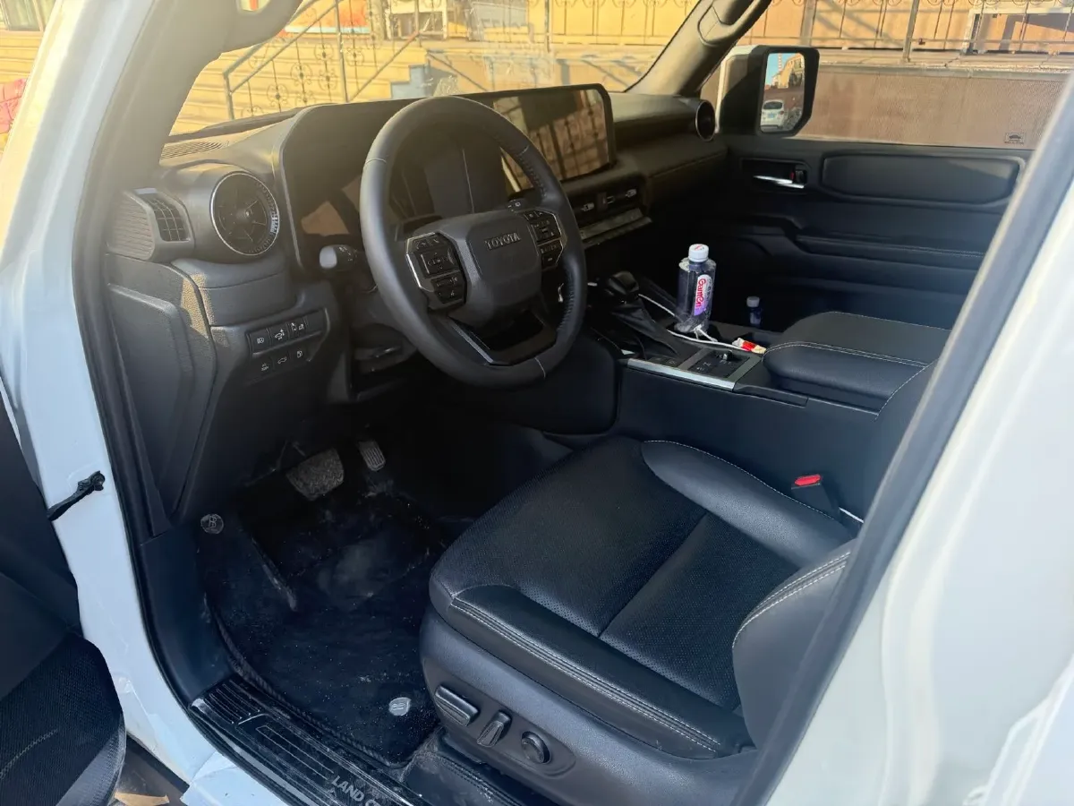 2024 Toyota Land Cruiser Prado 2.4T 282HP L4 8AT Hybrid,autocango,china used car exporter,china ev exporter,chinese used car exporter,chinese used ev exporter