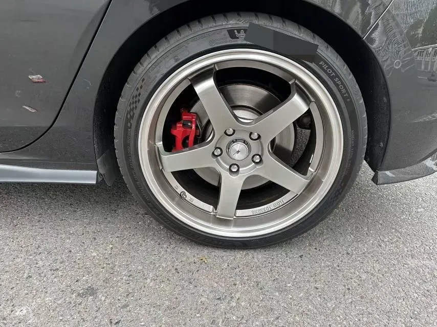 2023 Volkswagen GolfGTI 2.0T 220HP L4 7DCT,autocango,china used car exporter,china ev exporter,chinese used car exporter,chinese used ev exporter