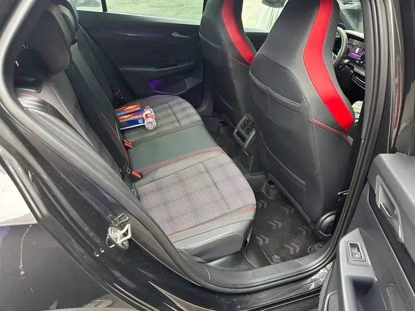 2023 Volkswagen GolfGTI 2.0T 220HP L4 7DCT,autocango,china used car exporter,china ev exporter,chinese used car exporter,chinese used ev exporter