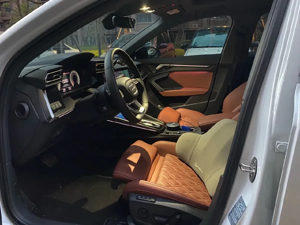 2025 Audi A3 1.5T 160HP L4 7DCT,autocango,china used car exporter,china ev exporter,chinese used car exporter,chinese used ev exporter