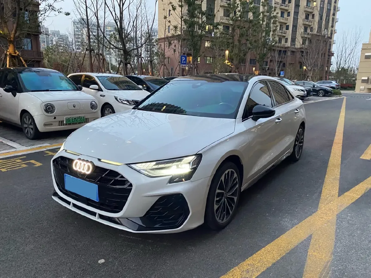 2025 Audi A3 1.5T 160HP L4 7DCT,autocango,china used car exporter,china ev exporter,chinese used car exporter,chinese used ev exporter
