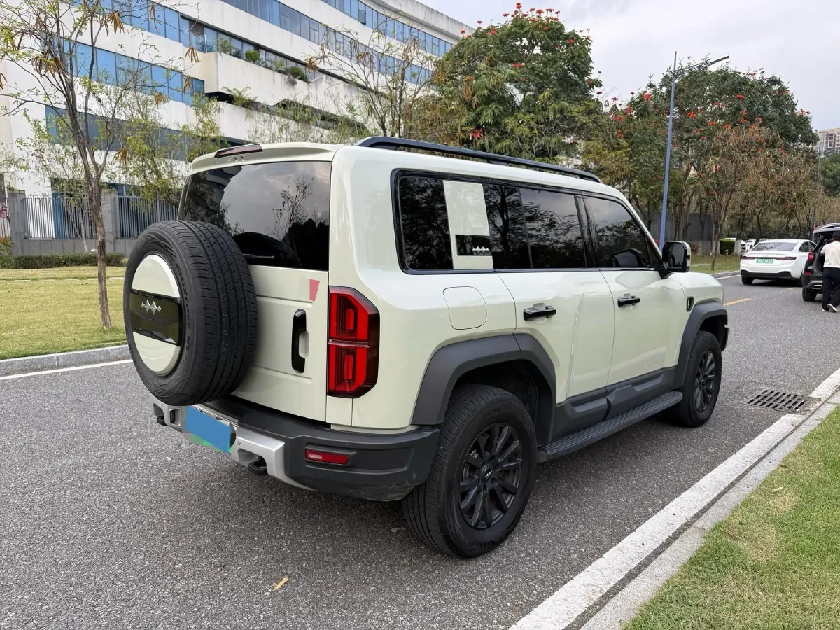 2023 FangChengBao Bao 5 1.5T 194HP L4 E-CVT PHEV 31.8KWH,autocango,china used car exporter,china ev exporter,chinese used car exporter,chinese used ev exporter