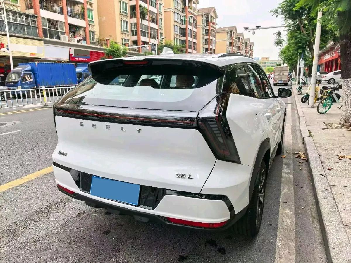 2025 Geely StarRay 1.5T 181HP L4 7DCT,autocango,china used car exporter,china ev exporter,chinese used car exporter,chinese used ev exporter