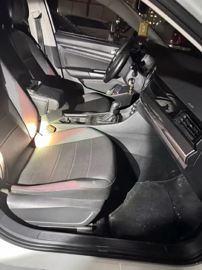 2021 Volkswagen Bora 1.5L 113HP L4 6AT,autocango,china used car exporter,china ev exporter,chinese used car exporter,chinese used ev exporter