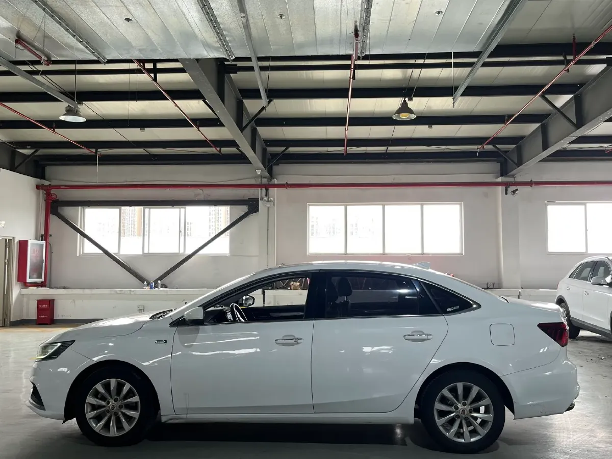 2017 Roewe i6 1.0T 125HP L3 2AT PHEV,autocango,china used car exporter,china ev exporter,chinese used car exporter,chinese used ev exporter