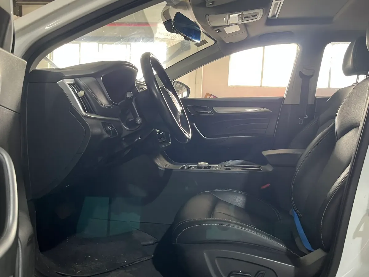 2017 Roewe i6 1.0T 125HP L3 2AT PHEV,autocango,china used car exporter,china ev exporter,chinese used car exporter,chinese used ev exporter