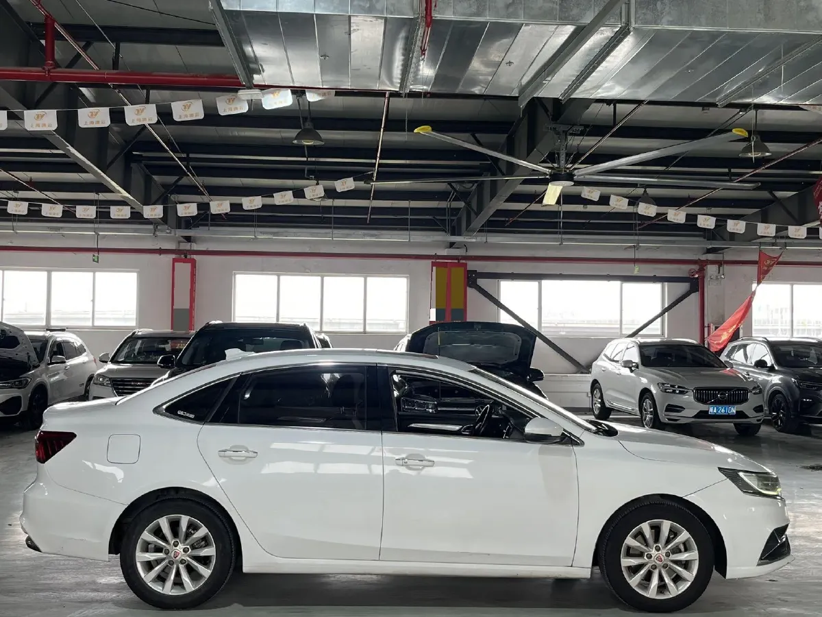 2017 Roewe i6 1.0T 125HP L3 2AT PHEV,autocango,china used car exporter,china ev exporter,chinese used car exporter,chinese used ev exporter