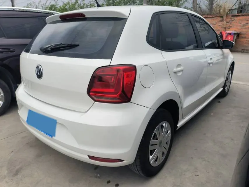 2016 Volkswagen Polo 1.4L 90HP L4 5MT,autocango,china used car exporter,china ev exporter,chinese used car exporter,chinese used ev exporter