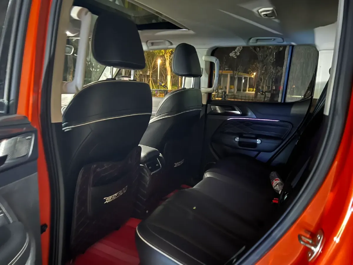 2021 Tank 300 2.0T 227HP L4 8AT,autocango,china used car exporter,china ev exporter,chinese used car exporter,chinese used ev exporter