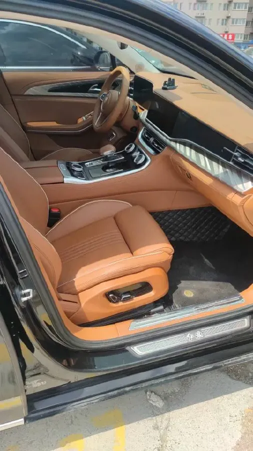 2020 HongQi H9 2.0T 252HP L4 7DCT,autocango,china used car exporter,china ev exporter,chinese used car exporter,chinese used ev exporter