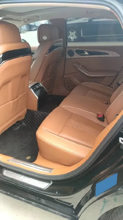 2020 HongQi H9 2.0T 252HP L4 7DCT,autocango,china used car exporter,china ev exporter,chinese used car exporter,chinese used ev exporter