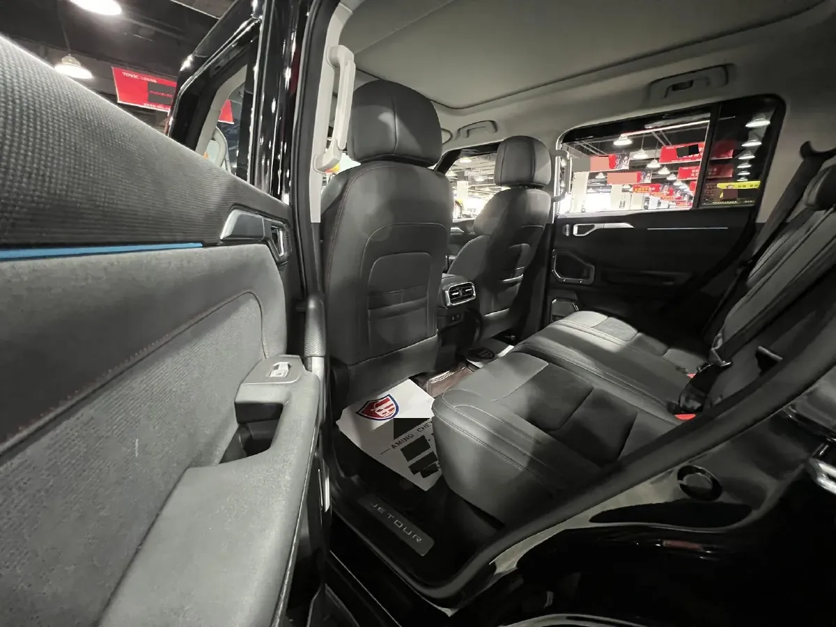 2023 Jetour X70 PRO 2.0T 254HP L4 7DCT,autocango,china used car exporter,china ev exporter,chinese used car exporter,chinese used ev exporter