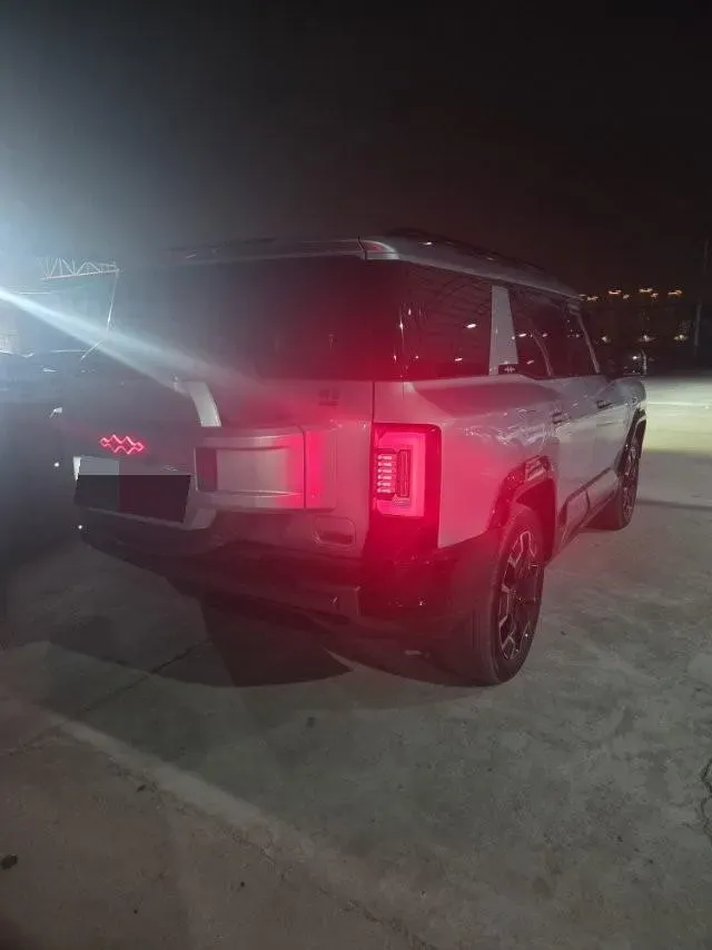 2024 Jaguar XEL 2.0T 250HP L4 8AT,autocango,china used car exporter,china ev exporter,chinese used car exporter,chinese used ev exporter