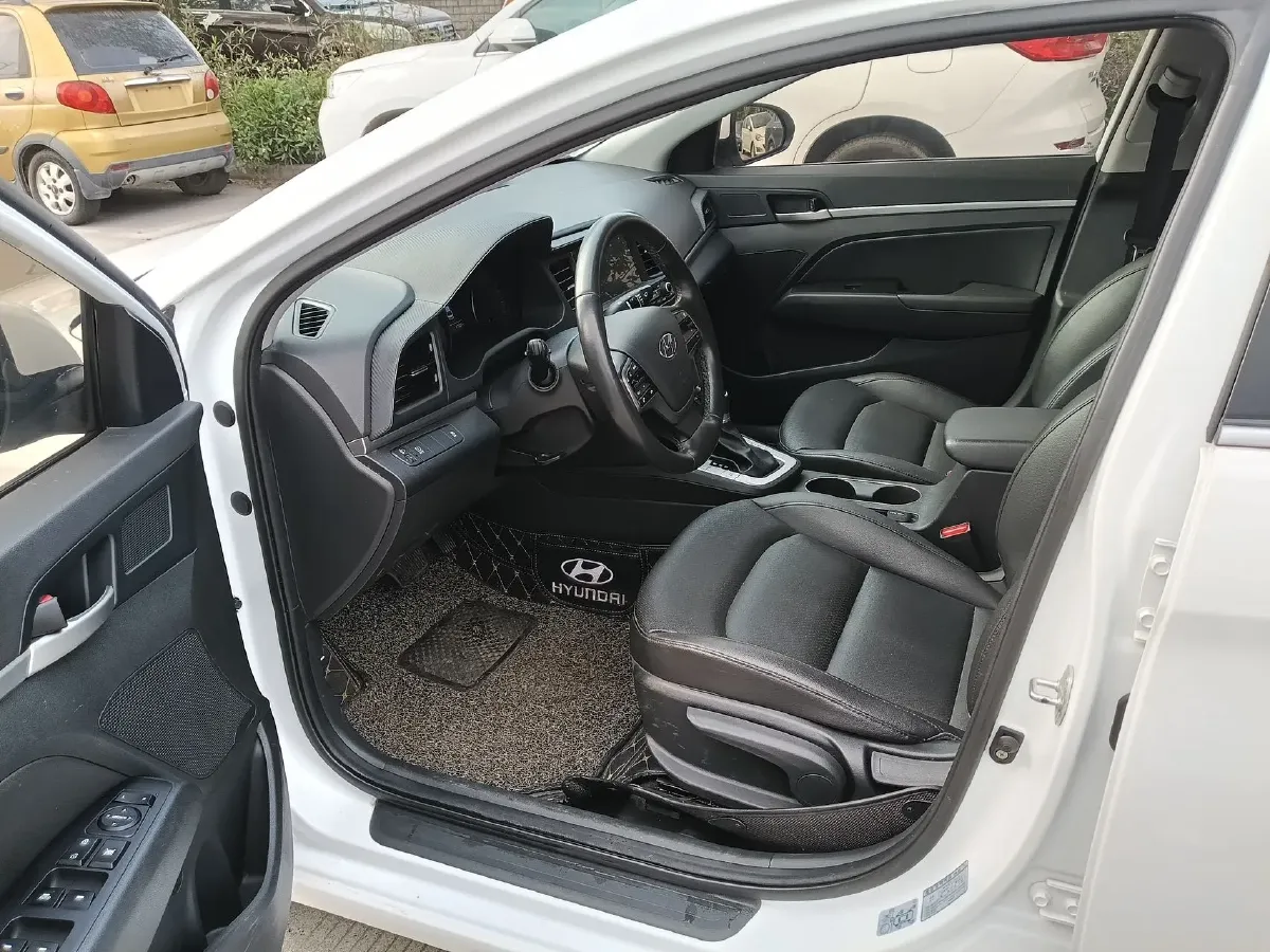 2020 Hyundai Elantra 1.5L 115HP L4 CVT,autocango,china used car exporter,china ev exporter,chinese used car exporter,chinese used ev exporter