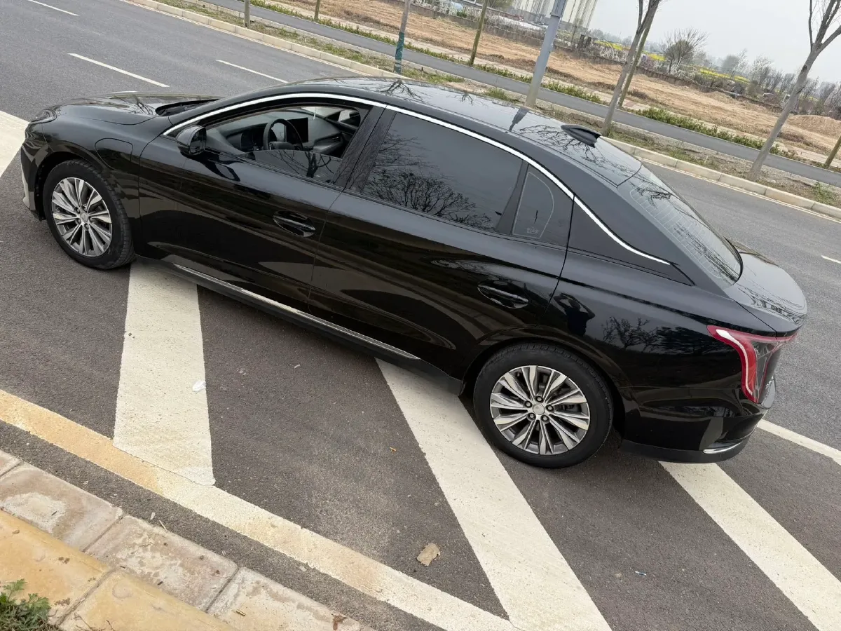 2022 HongQi E-QM5 BEV 54KWH,autocango,china used car exporter,china ev exporter,chinese used car exporter,chinese used ev exporter