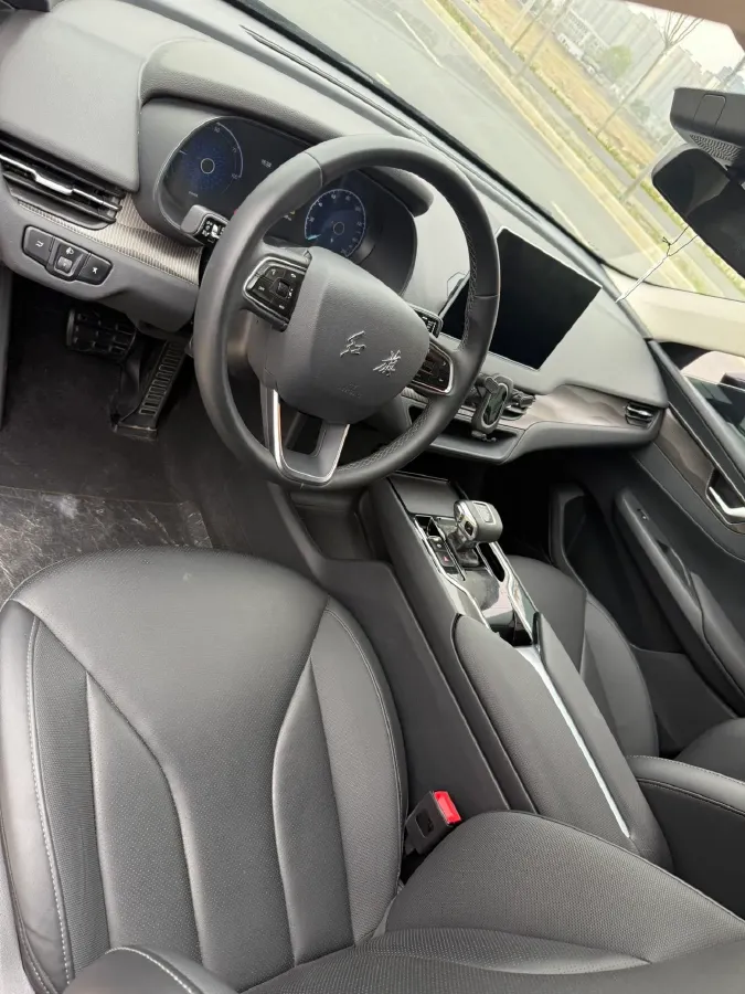 2022 HongQi E-QM5 BEV 54KWH,autocango,china used car exporter,china ev exporter,chinese used car exporter,chinese used ev exporter