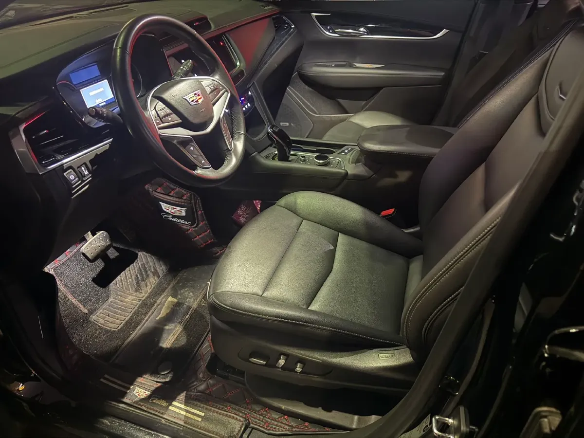 2023 Cadillac XT5 2.0T 237HP L4 9AT,autocango,china used car exporter,china ev exporter,chinese used car exporter,chinese used ev exporter