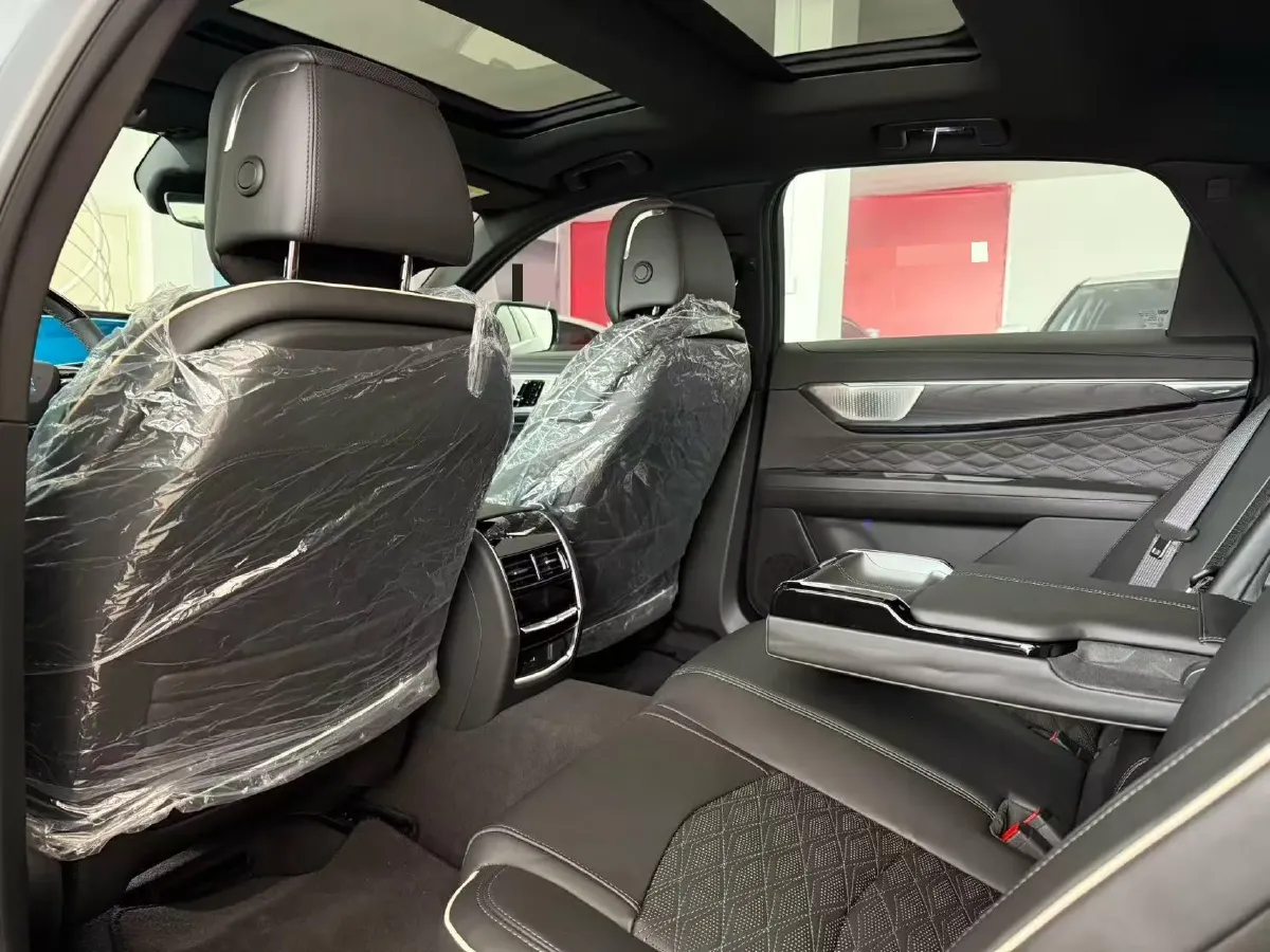 2023 Cadillac CT6 2.0T 237HP L4 10AT,autocango,china used car exporter,china ev exporter,chinese used car exporter,chinese used ev exporter