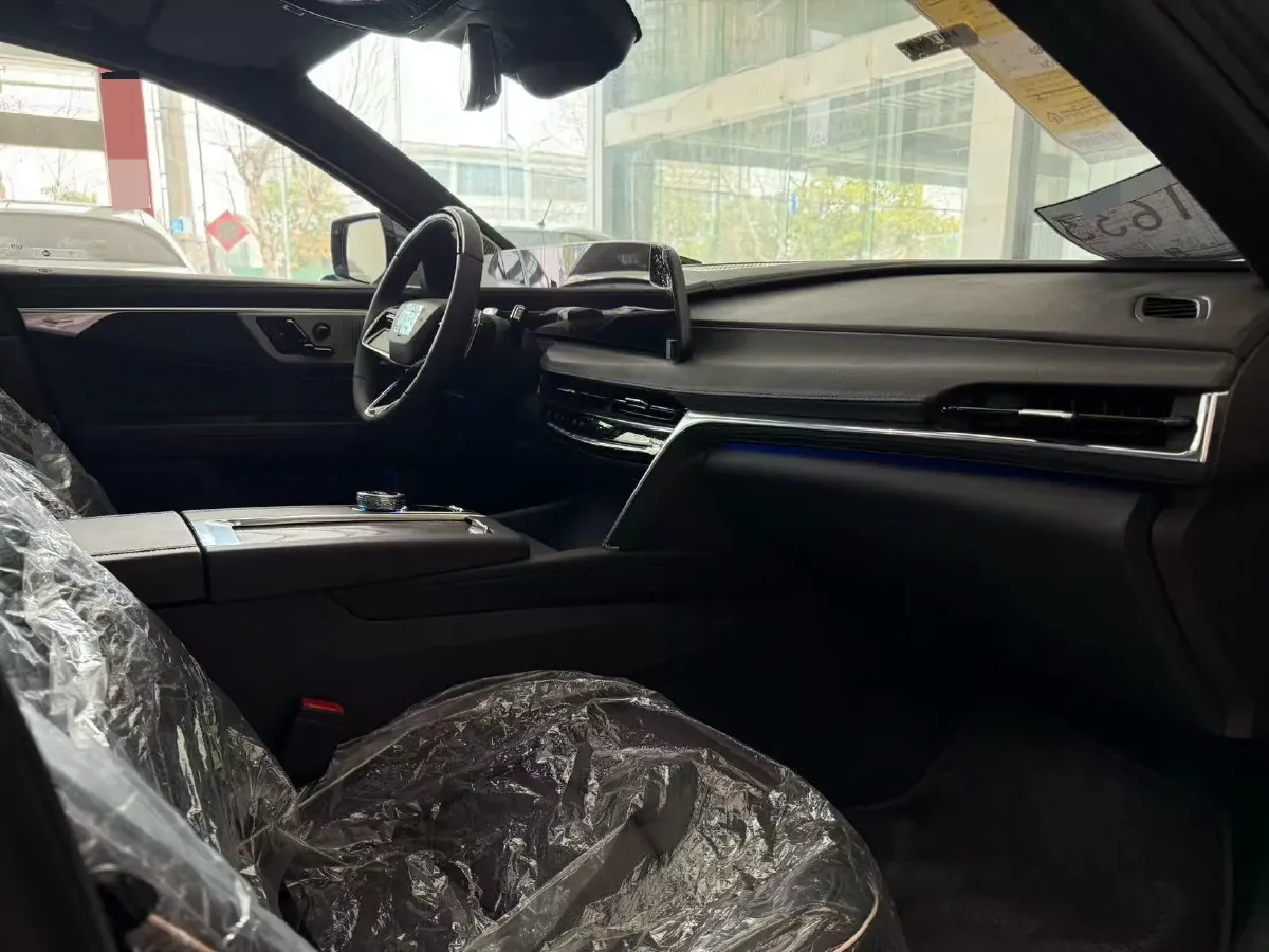 2023 Cadillac CT6 2.0T 237HP L4 10AT,autocango,china used car exporter,china ev exporter,chinese used car exporter,chinese used ev exporter