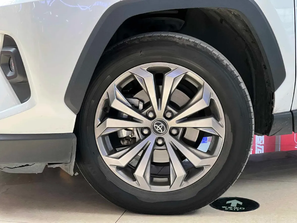 2023 Toyota RAV4 2.0L 171HP L4 CVT,autocango,china used car exporter,china ev exporter,chinese used car exporter,chinese used ev exporter