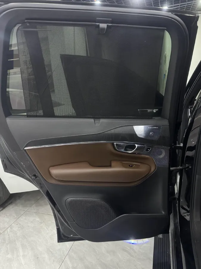 2021 Volvo XC90 PHEV 2.0T 303HP L4 8AT PHEV 11.6KWH,autocango,china used car exporter,china ev exporter,chinese used car exporter,chinese used ev exporter