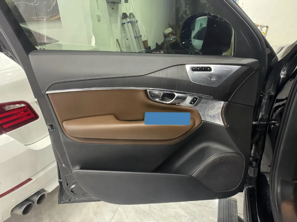 2021 Volvo XC90 PHEV 2.0T 303HP L4 8AT PHEV 11.6KWH,autocango,china used car exporter,china ev exporter,chinese used car exporter,chinese used ev exporter