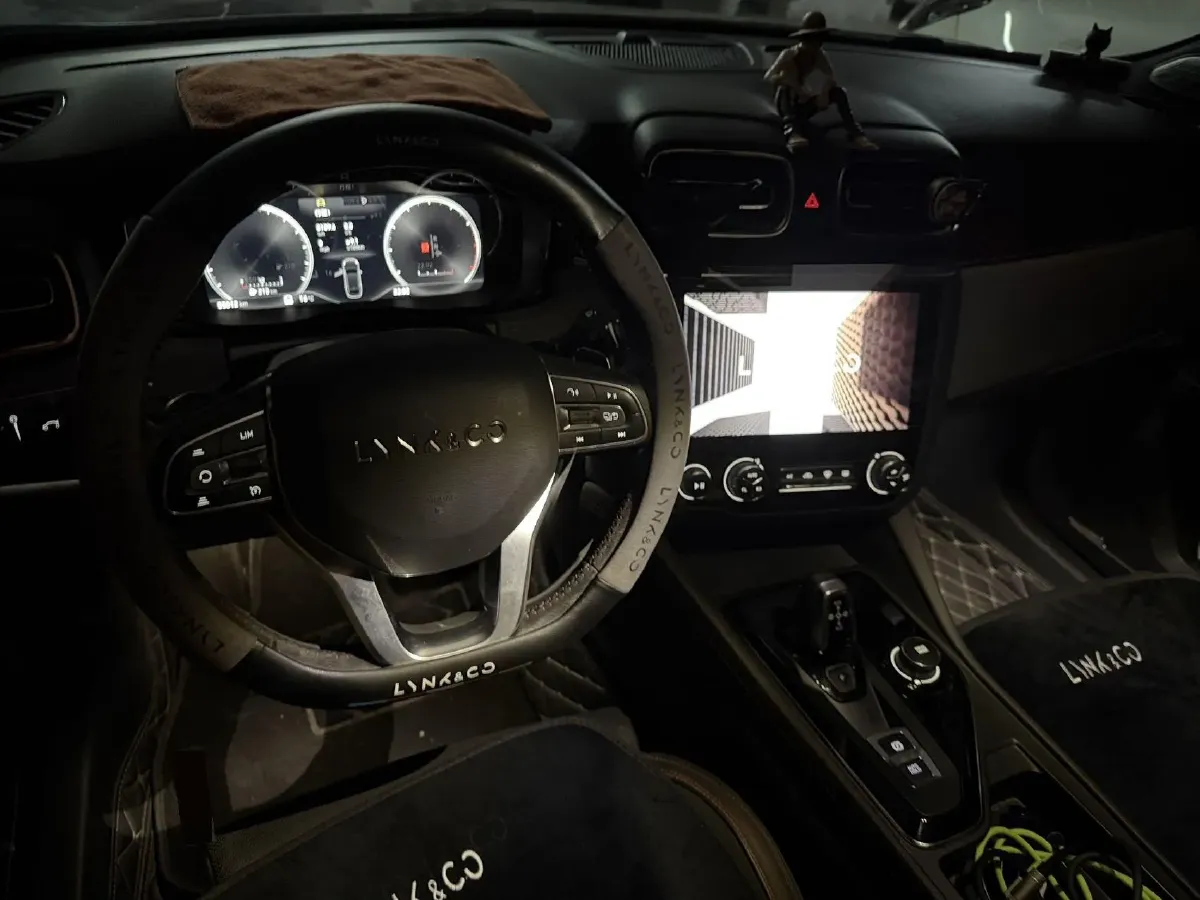 2019 LYNK&CO 01 2.0T 190HP L4 6AT,autocango,china used car exporter,china ev exporter,chinese used car exporter,chinese used ev exporter