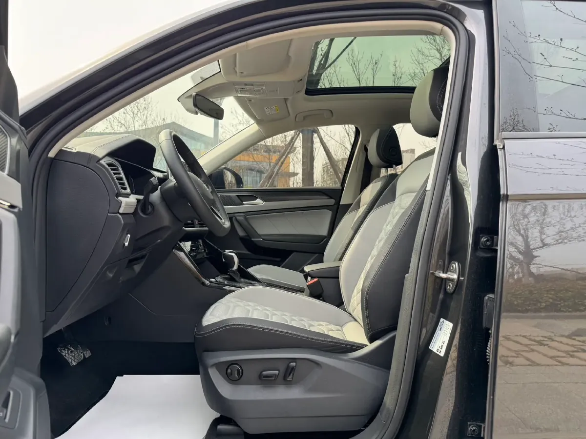 2023 Volkswagen Tayron 1.4T 150HP L4 7DCT,autocango,china used car exporter,china ev exporter,chinese used car exporter,chinese used ev exporter