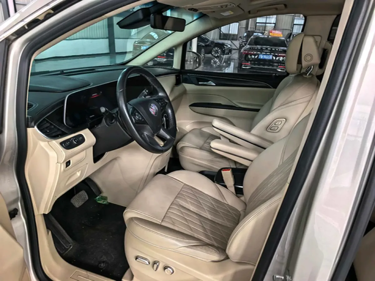 2022 Buick GL8 2.0T 237HP L4 9AT,autocango,china used car exporter,china ev exporter,chinese used car exporter,chinese used ev exporter