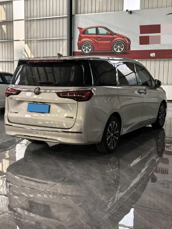 2022 Buick GL8 2.0T 237HP L4 9AT,autocango,china used car exporter,china ev exporter,chinese used car exporter,chinese used ev exporter