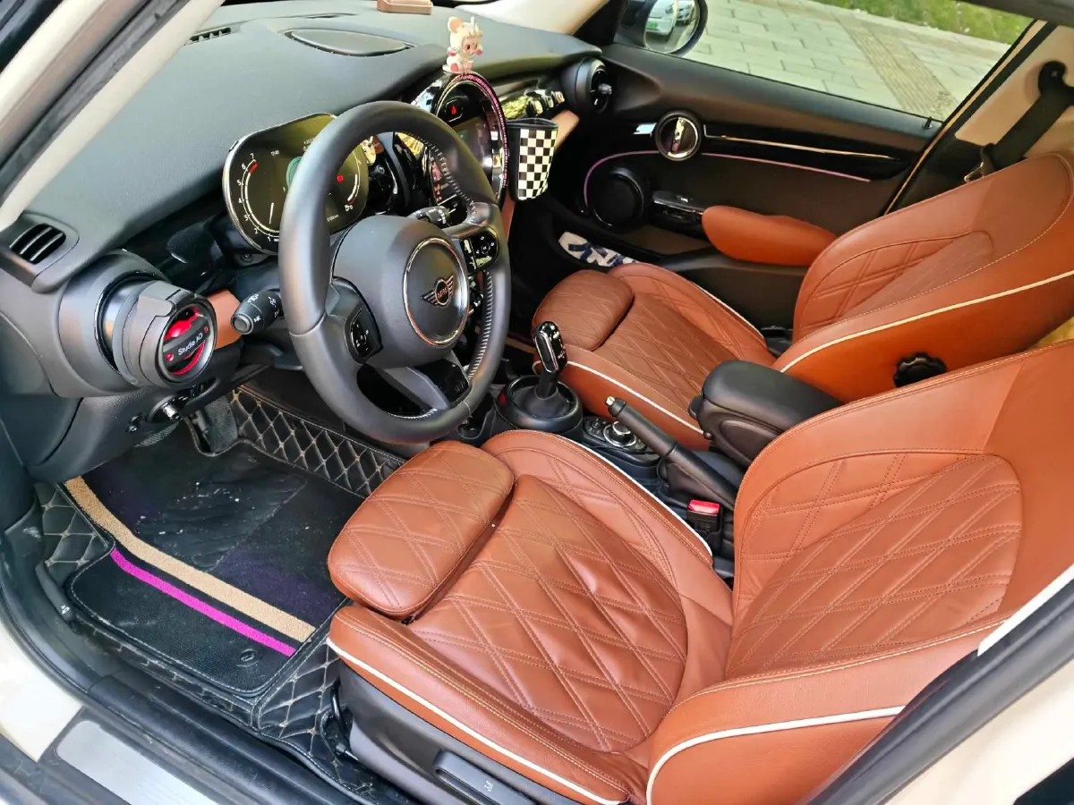 2022 MINI MINI 1.5T 136HP L3 7DCT,autocango,china used car exporter,china ev exporter,chinese used car exporter,chinese used ev exporter