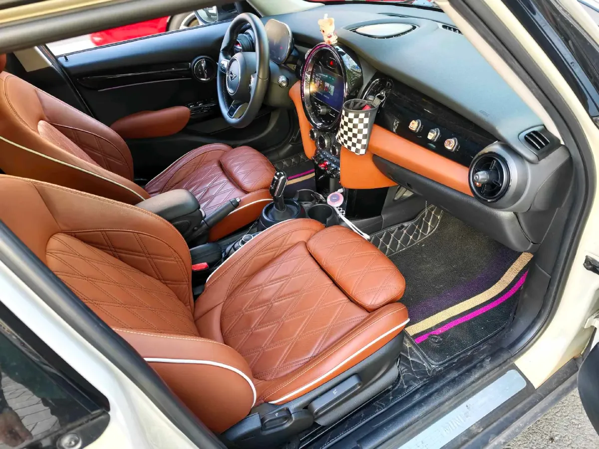 2022 MINI MINI 1.5T 136HP L3 7DCT,autocango,china used car exporter,china ev exporter,chinese used car exporter,chinese used ev exporter