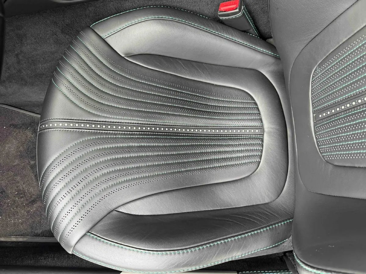 2016 Aston Martin DB11 5.2T 608HP V12 8AT,autocango,china used car exporter,china ev exporter,chinese used car exporter,chinese used ev exporter