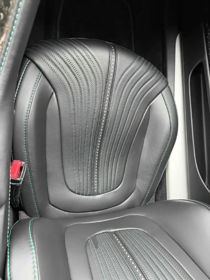 2016 Aston Martin DB11 5.2T 608HP V12 8AT,autocango,china used car exporter,china ev exporter,chinese used car exporter,chinese used ev exporter