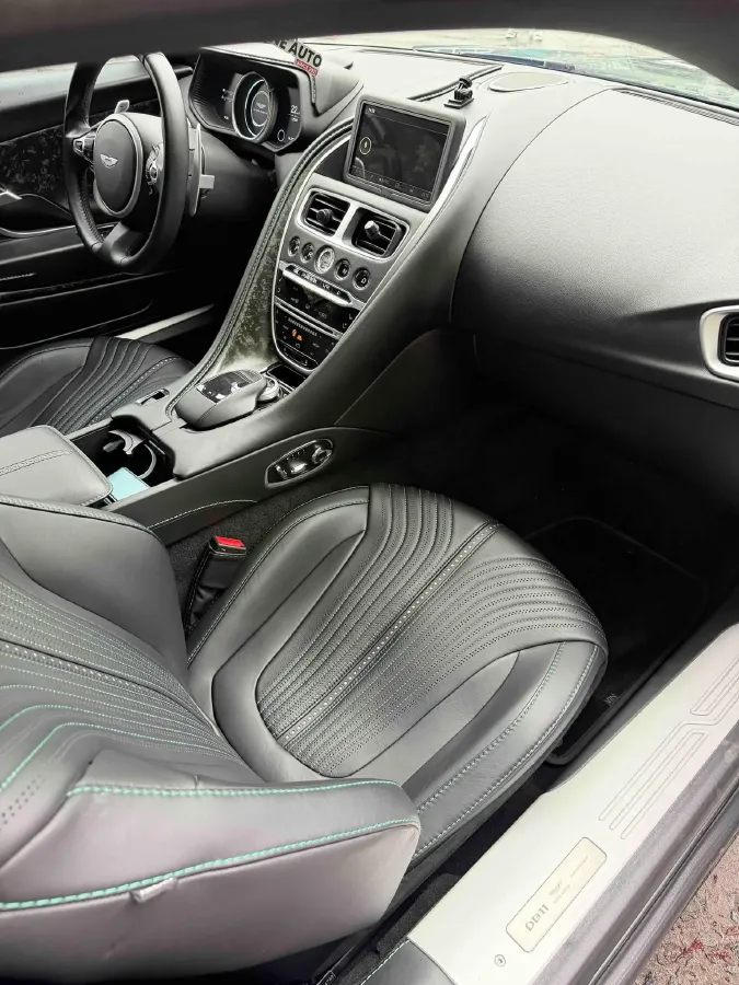 2016 Aston Martin DB11 5.2T 608HP V12 8AT,autocango,china used car exporter,china ev exporter,chinese used car exporter,chinese used ev exporter