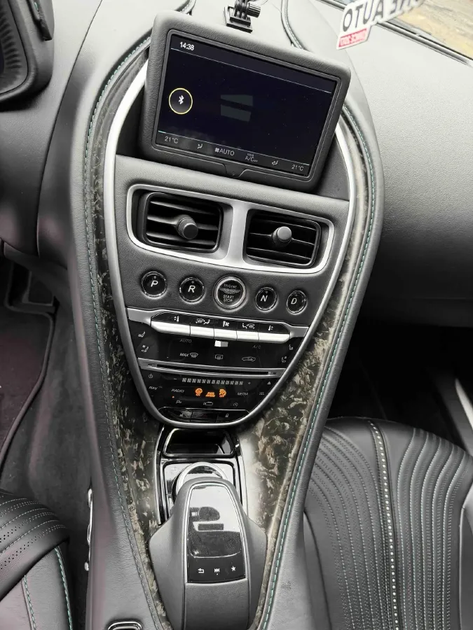 2016 Aston Martin DB11 5.2T 608HP V12 8AT,autocango,china used car exporter,china ev exporter,chinese used car exporter,chinese used ev exporter