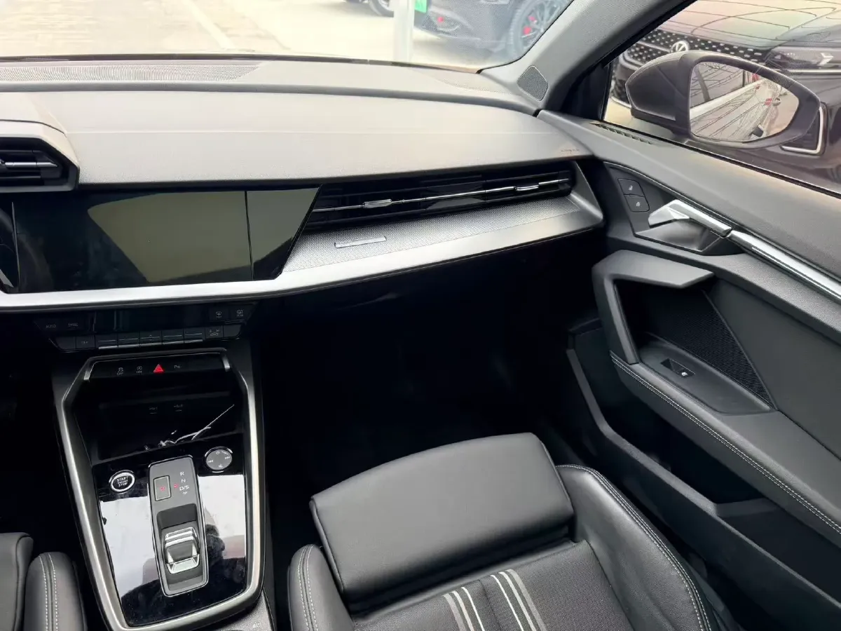 2024 Audi A3 1.4T 150HP L4 7DCT,autocango,china used car exporter,china ev exporter,chinese used car exporter,chinese used ev exporter