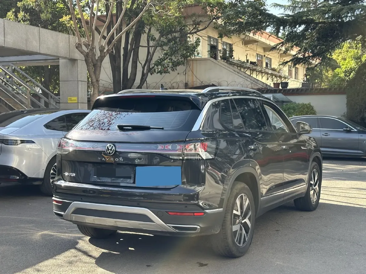 2024 Volkswagen Tayron 1.5T 160HP L4 7DCT,autocango,china used car exporter,china ev exporter,chinese used car exporter,chinese used ev exporter