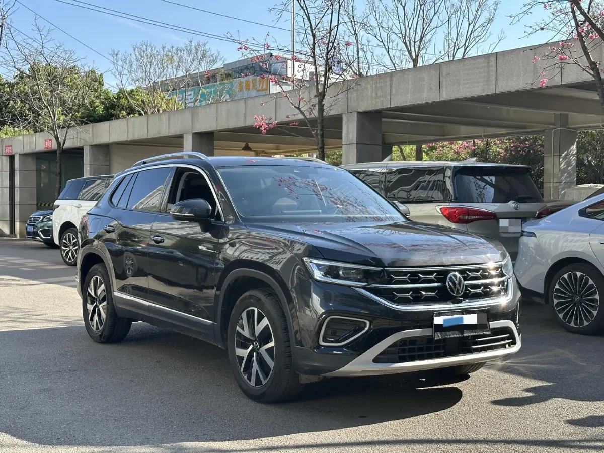 2024 Volkswagen Tayron 1.5T 160HP L4 7DCT,autocango,china used car exporter,china ev exporter,chinese used car exporter,chinese used ev exporter